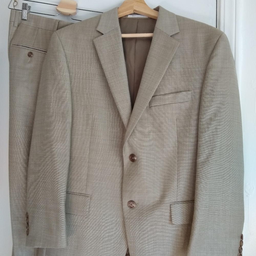 Chaps Slim Fit Suit Tan Never Worn